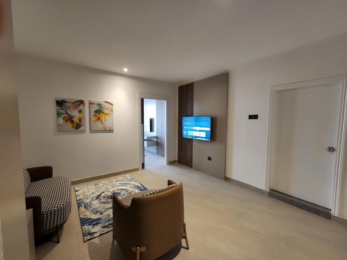 Imperial Suites Hotel Manáma Kültér fotó