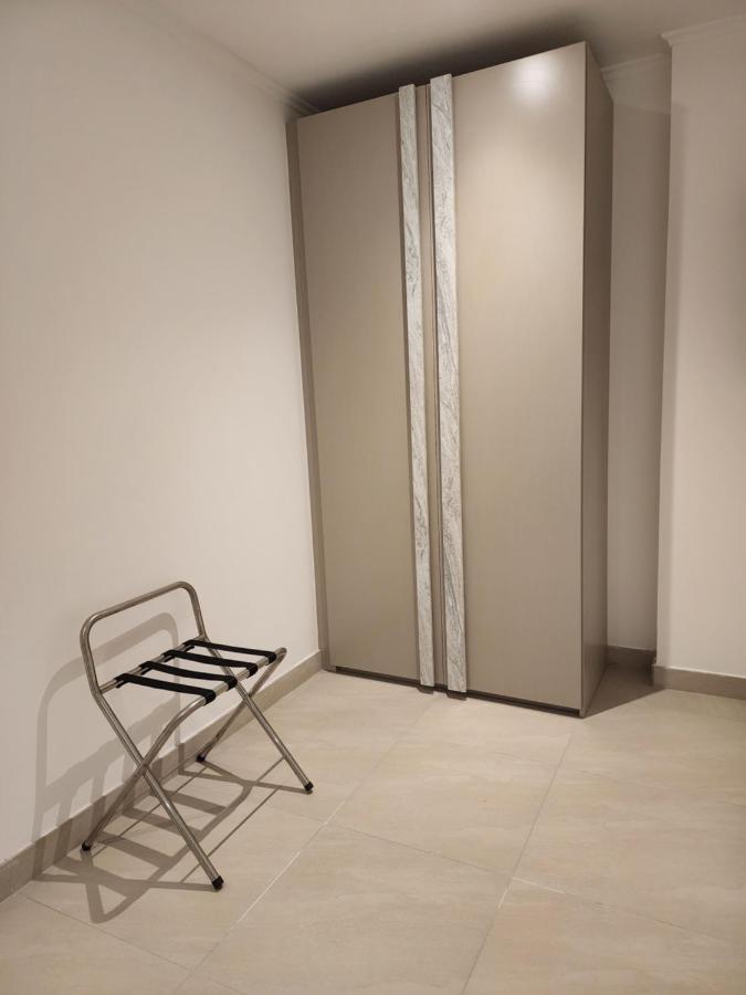 Imperial Suites Hotel Manáma Kültér fotó