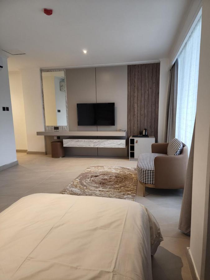 Imperial Suites Hotel Manáma Kültér fotó