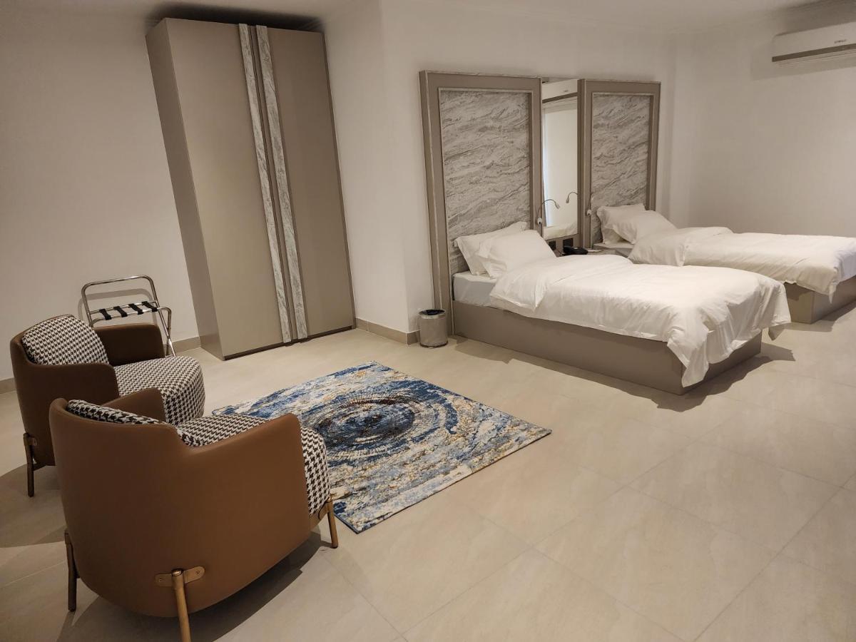 Imperial Suites Hotel Manáma Kültér fotó