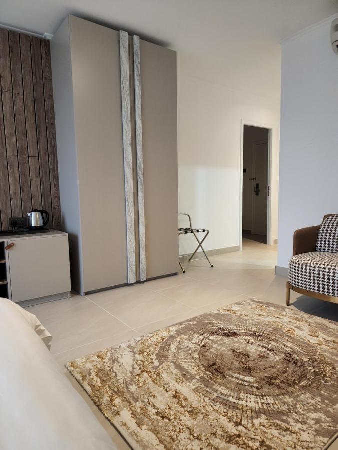 Imperial Suites Hotel Manáma Kültér fotó