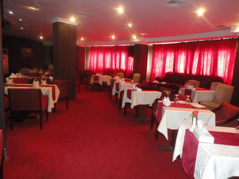 Imperial Suites Hotel Manáma Kültér fotó