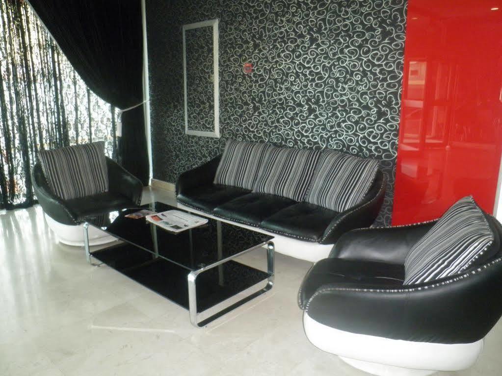 Imperial Suites Hotel Manáma Kültér fotó